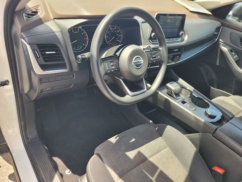 Used 2021 Nissan Rogue S AWD/4WD image 12