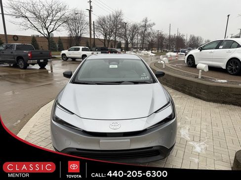 New 2026 Toyota Prius LE image 4