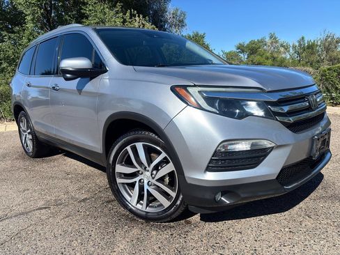 Used 2016 Honda Pilot Touring image 2