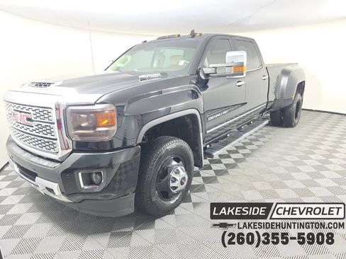 Used 2019 GMC Sierra 3500 Denali AWD/4WD image 1