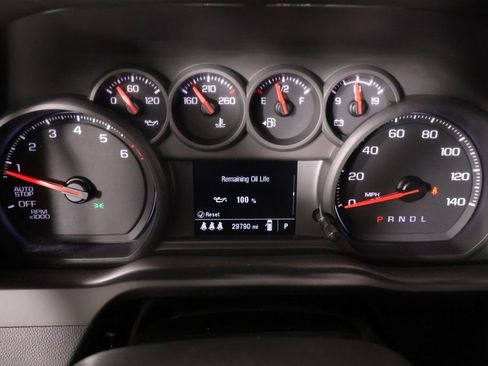 Used 2024 Chevrolet Silverado 1500 Custom image 4