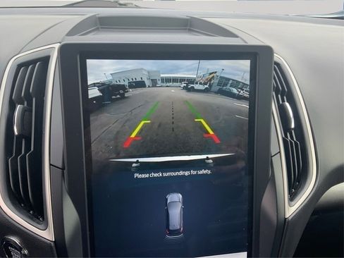Used 2024 Ford Edge SEL image 38