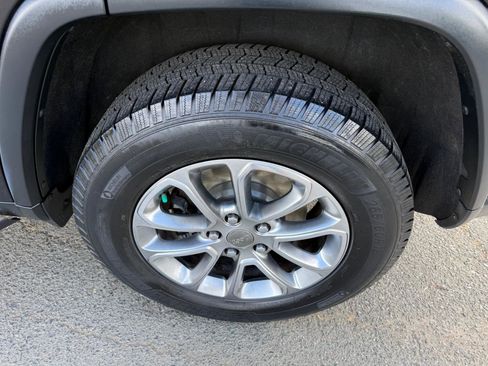 Used 2015 Jeep Grand Cherokee Limited w/ Trailer Tow Group IV image 7