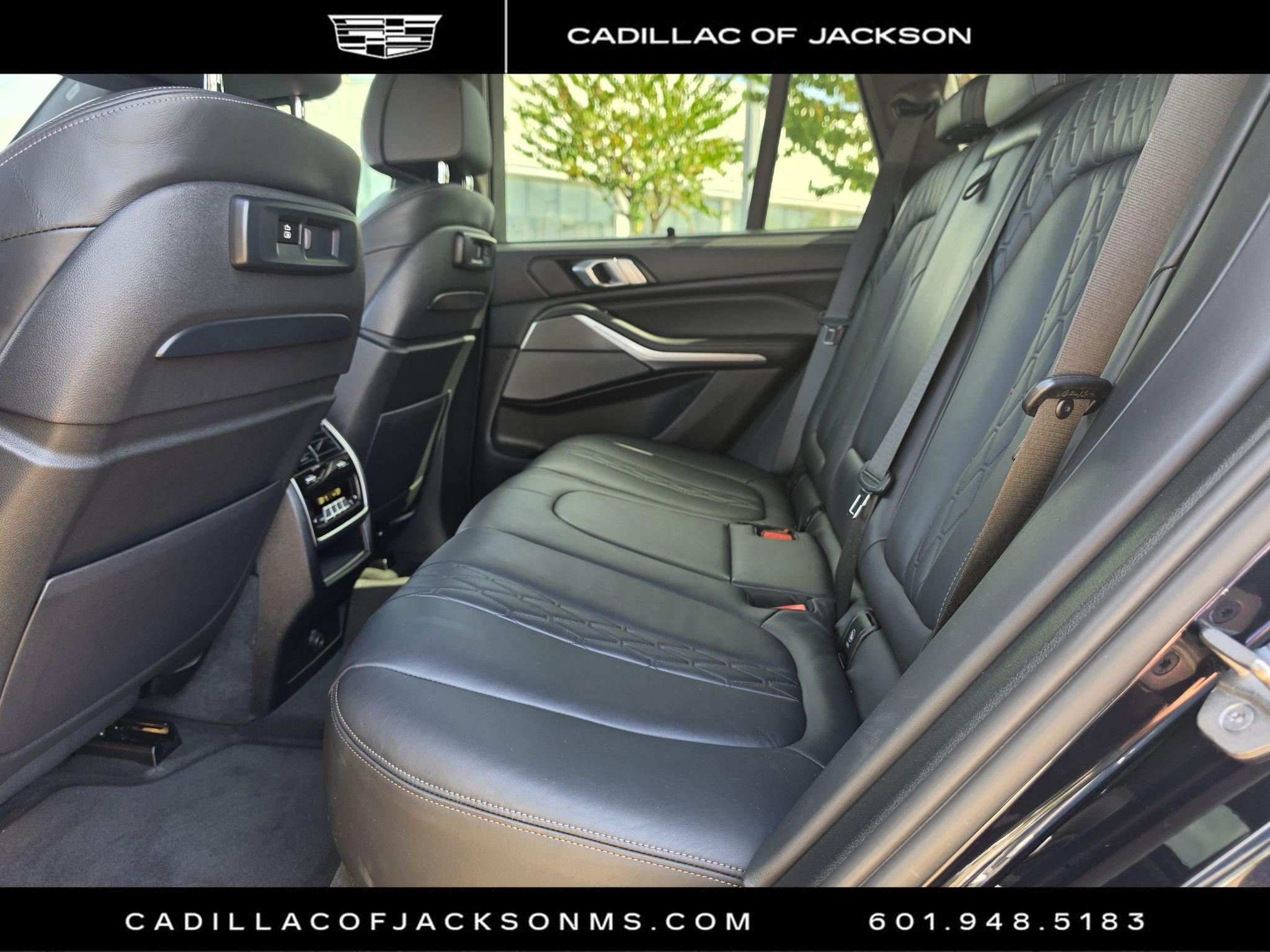 Used 2022 BMW X5 M50i w/ Executive Package AWD/4WD image 17