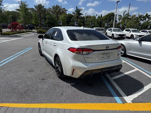 Used 2024 Toyota Corolla SE image 8