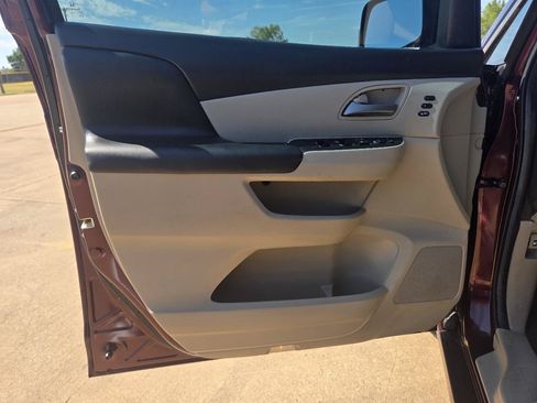 Used 2012 Honda Odyssey Touring image 13