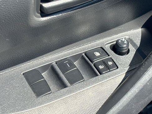 Used 2023 Toyota Corolla LE FWD image 15
