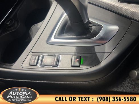 Used 2015 BMW M235i Convertible image 28