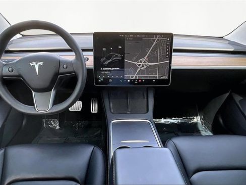 Used 2021 Tesla Model 3 Performance image 15