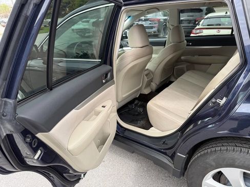 Used 2013 Subaru Outback 2.5i Premium w/ All-Weather Pkg AWD/4WD image 15