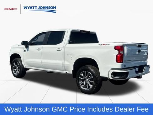 Used 2022 Chevrolet Silverado 1500 RST AWD/4WD image 3