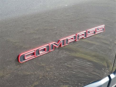 Used 2023 Jeep Compass Trailhawk image 6