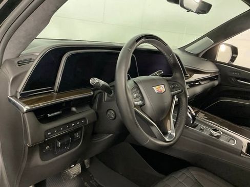 Certified 2024 Cadillac Escalade Sport Platinum w/ LPO, ONYX Package image 15