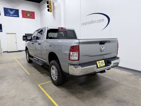 Used 2024 RAM 2500 Tradesman w/ Chrome Appearance Group AWD/4WD image 5