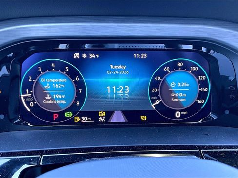 Used 2024 Volkswagen Atlas Cross Sport SE w/ Panoramic Sunroof Package image 13