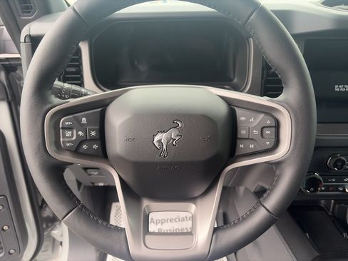 New 2026 Ford Bronco Badlands AWD/4WD image 21