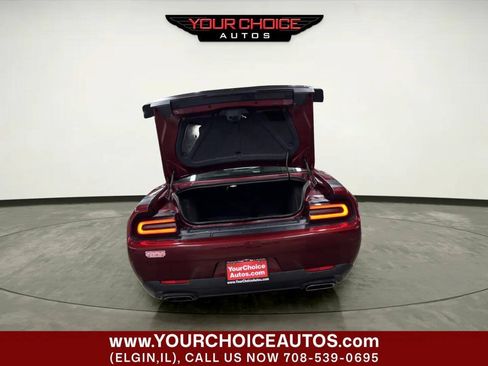 Used 2022 Dodge Challenger R/T Scat Pack w/ Driver Convenience Group RWD image 5