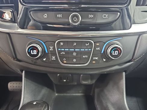 Used 2020 Chevrolet Traverse LT w/ LPO, Floor Liner Package AWD/4WD image 29