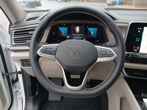 New 2026 Volkswagen Atlas SEL AWD/4WD image 14