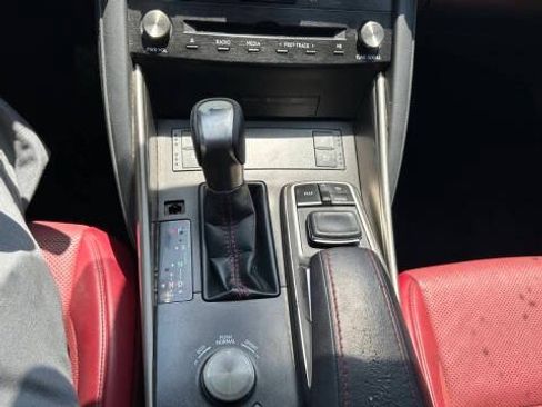 Used 2018 Lexus IS 300 F Sport w/ F Sport Package RWD image 10