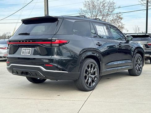 New 2026 Lexus TX 500h AWD image 8