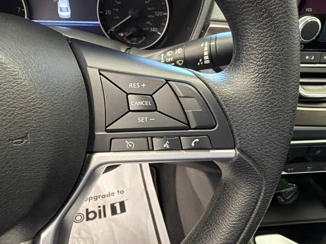 Used 2024 Nissan Altima 2.5 SV FWD image 16