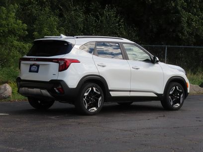 New 2026 Kia Seltos SX w/ SX Sunroof Package