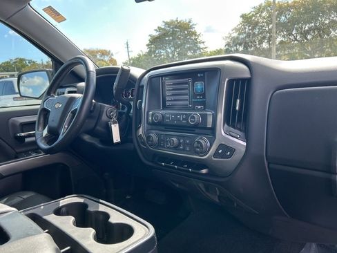 Used 2018 Chevrolet Silverado 1500 LT w/ All Star Edition image 24