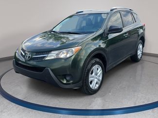 Used 2013 Toyota RAV4 LE FWD video 1