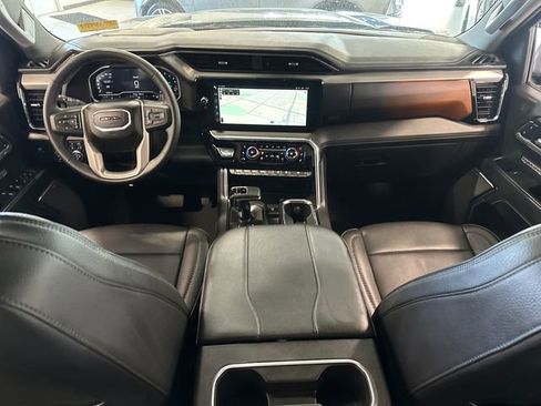 Used 2024 GMC Sierra 1500 Denali image 15