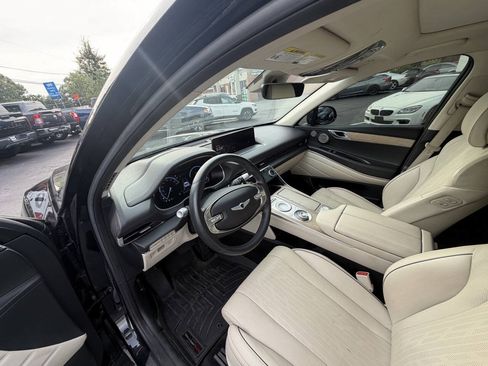 Used 2022 Genesis GV80 2.5T w/ Prestige Package 04 AWD/4WD image 8