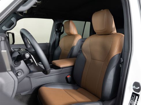 Used 2026 Lexus GX 550 image 15