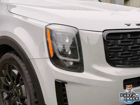 Used 2021 Kia Telluride EX w/ EX Premium Package AWD/4WD image 20