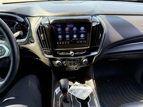 Used 2023 Chevrolet Traverse RS w/ LPO, Cargo Package image 9