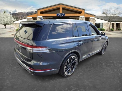 Used 2023 Lincoln Aviator Reserve w/ Equipment Group 201A image 5