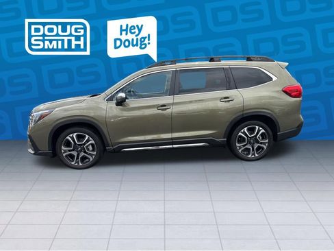 Used 2023 Subaru Ascent Limited w/ Technology Package image 2