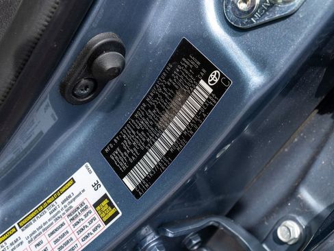 Certified 2024 Toyota Corolla LE w/ LE Convenience Package image 18