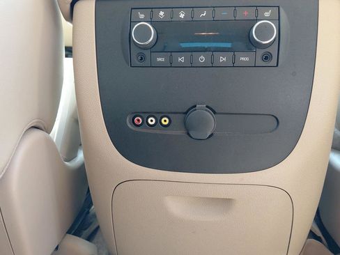 Used 2013 Chevrolet Tahoe LTZ image 16