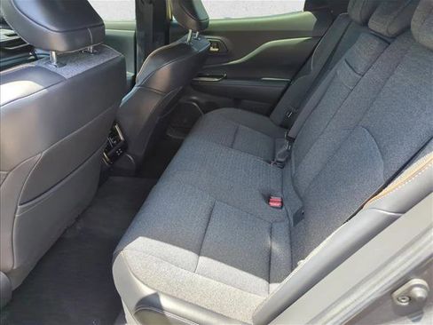 Used 2024 Toyota Crown AWD/4WD image 25