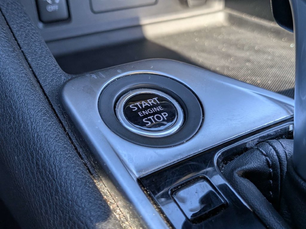 Used 2024 Nissan Sentra SV FWD image 25