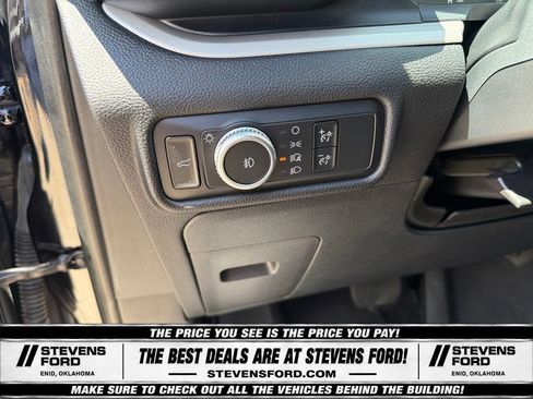 Used 2020 Ford Explorer XLT w/ Equipment Group 202A AWD/4WD image 22