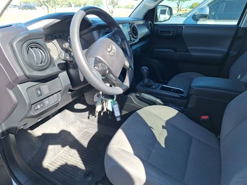 Used 2022 Toyota Tacoma SR image 13