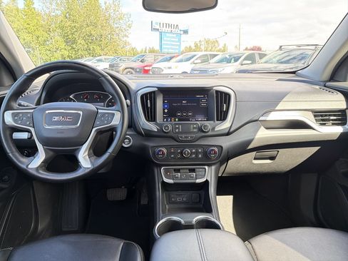 Used 2024 GMC Terrain SLT AWD/4WD image 22