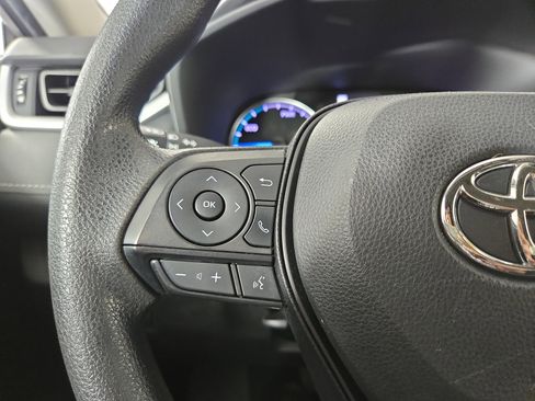 Used 2022 Toyota RAV4 LE AWD/4WD image 14