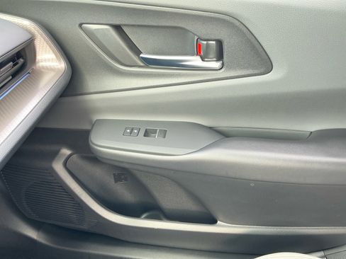 Certified 2025 Toyota Prius XLE image 13