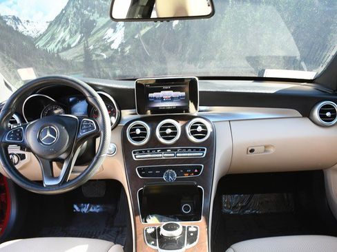 Used 2018 Mercedes-Benz C 300 4MATIC Sedan image 18