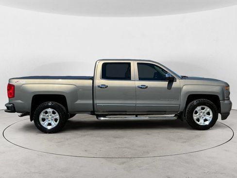 Used 2017 Chevrolet Silverado 1500 LTZ Z71 w/ LTZ Plus Package AWD/4WD image 4