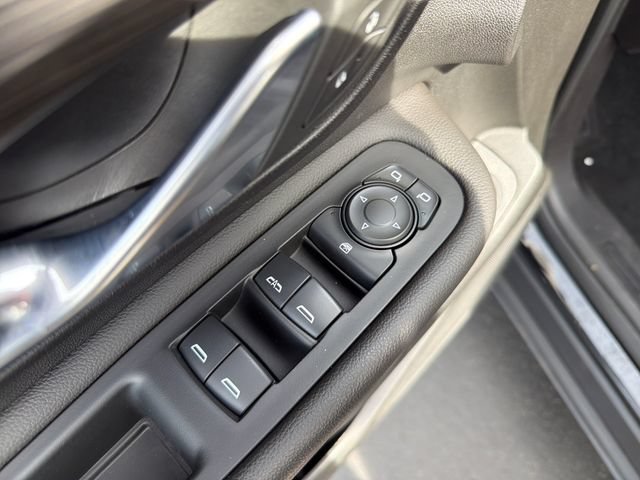 Certified 2022 GMC Terrain SLE w/ Driver Convenience Package FWD image 11