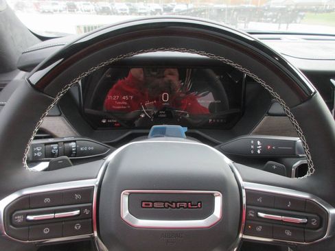 New 2026 GMC Acadia Denali Ultimate image 15