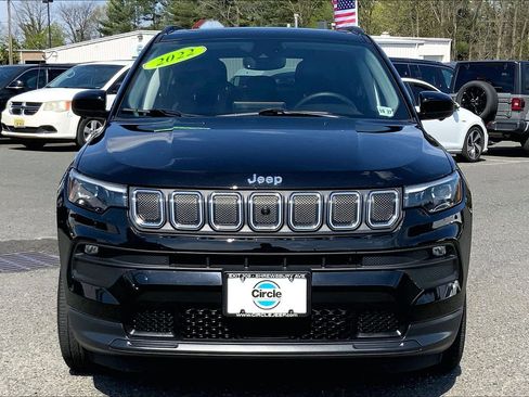 Used 2022 Jeep Compass Latitude w/ Sun and Sound Group image 3